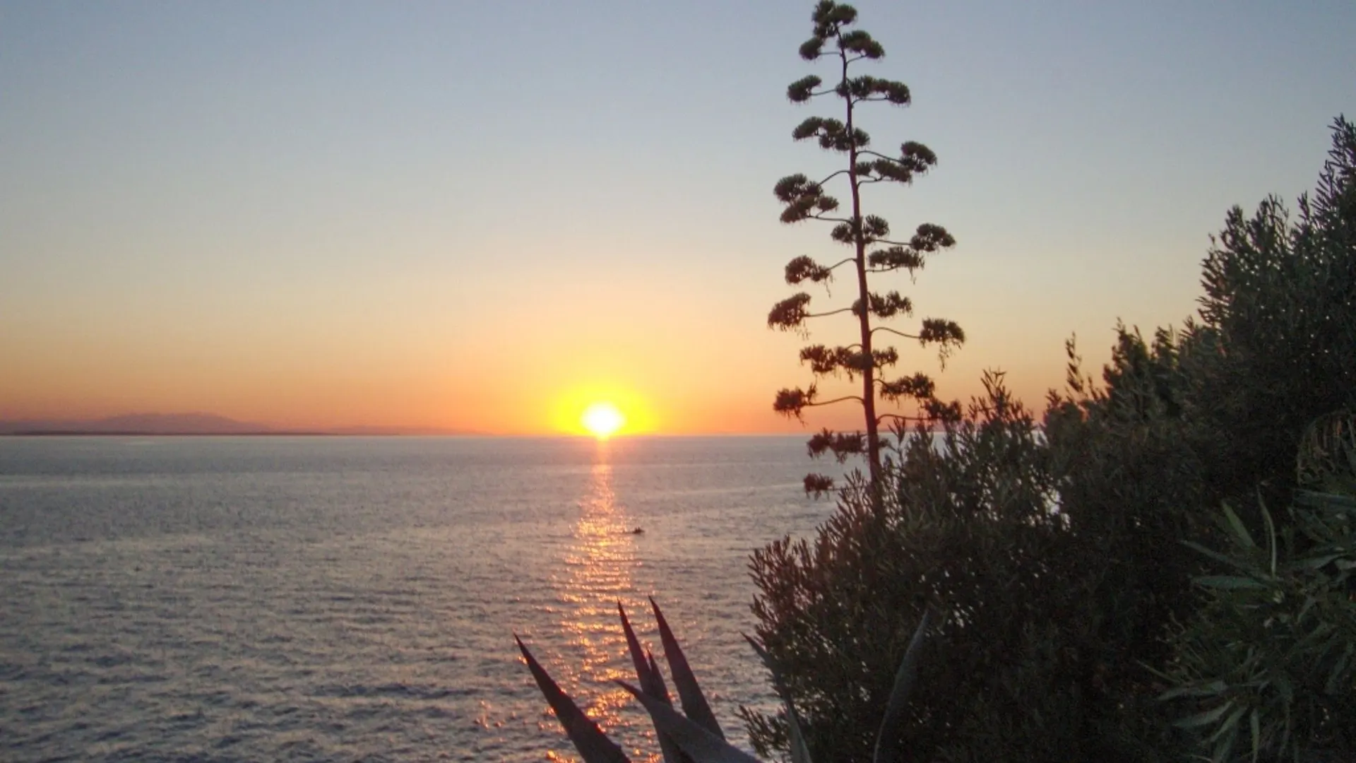 Family-Friendly, 2-Bedroom Apartment In Neos Marmaras With Balcony And Sithonia 4*,